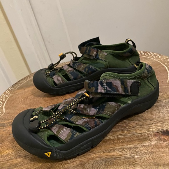 Keen Newport H2 hiking trail water shoes non-slip outdoor camping rock climbing - Picture 5 of 9